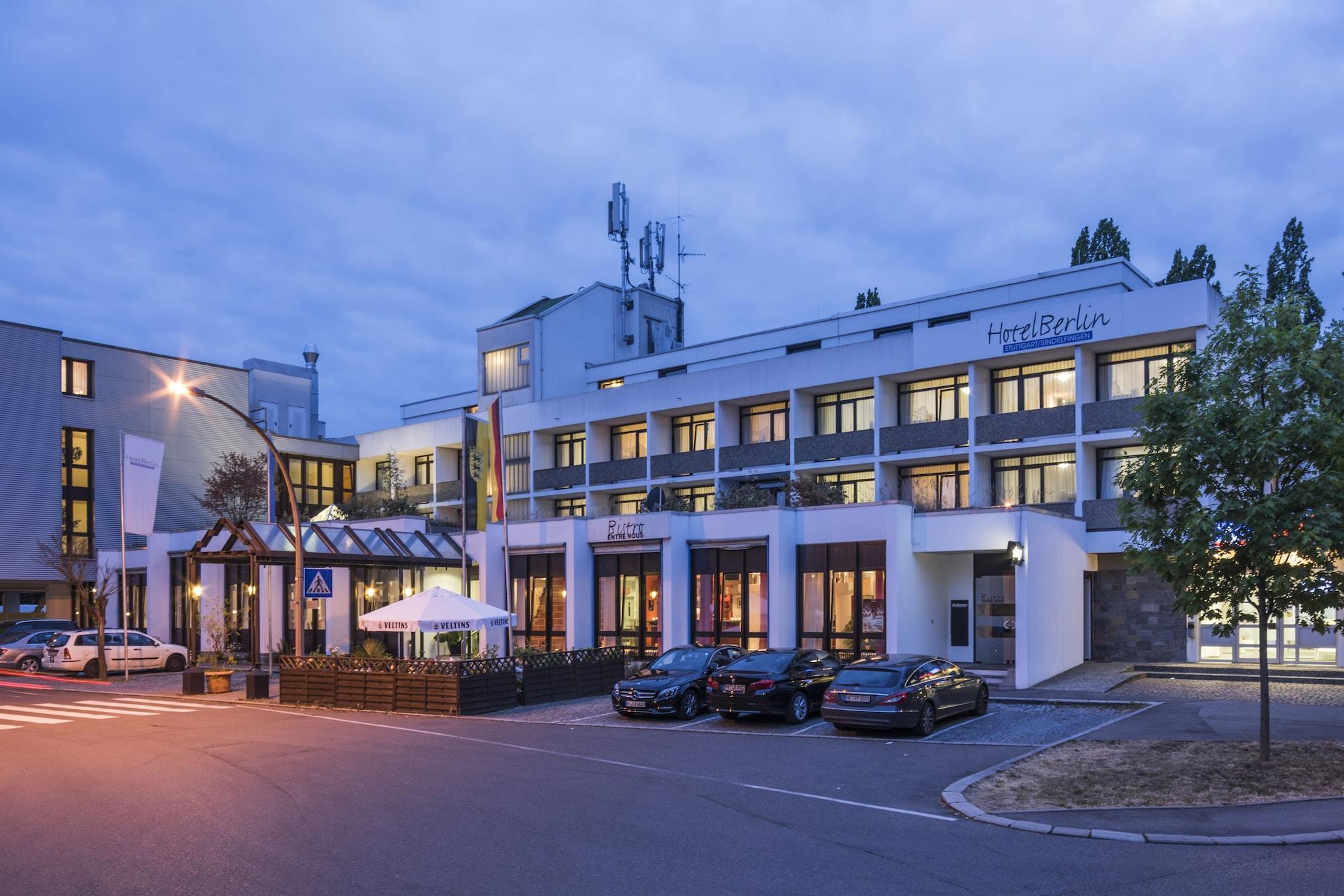 Hotel Berlin ซินเดลฟิงเงน ภายนอก รูปภาพ