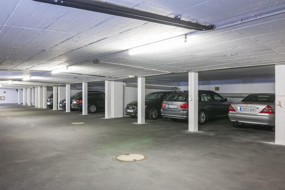 Hotel Berlin ซินเดลฟิงเงน ภายนอก รูปภาพ
