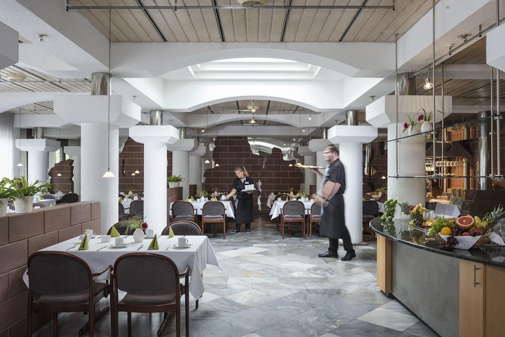 Hotel Berlin ซินเดลฟิงเงน ภายนอก รูปภาพ